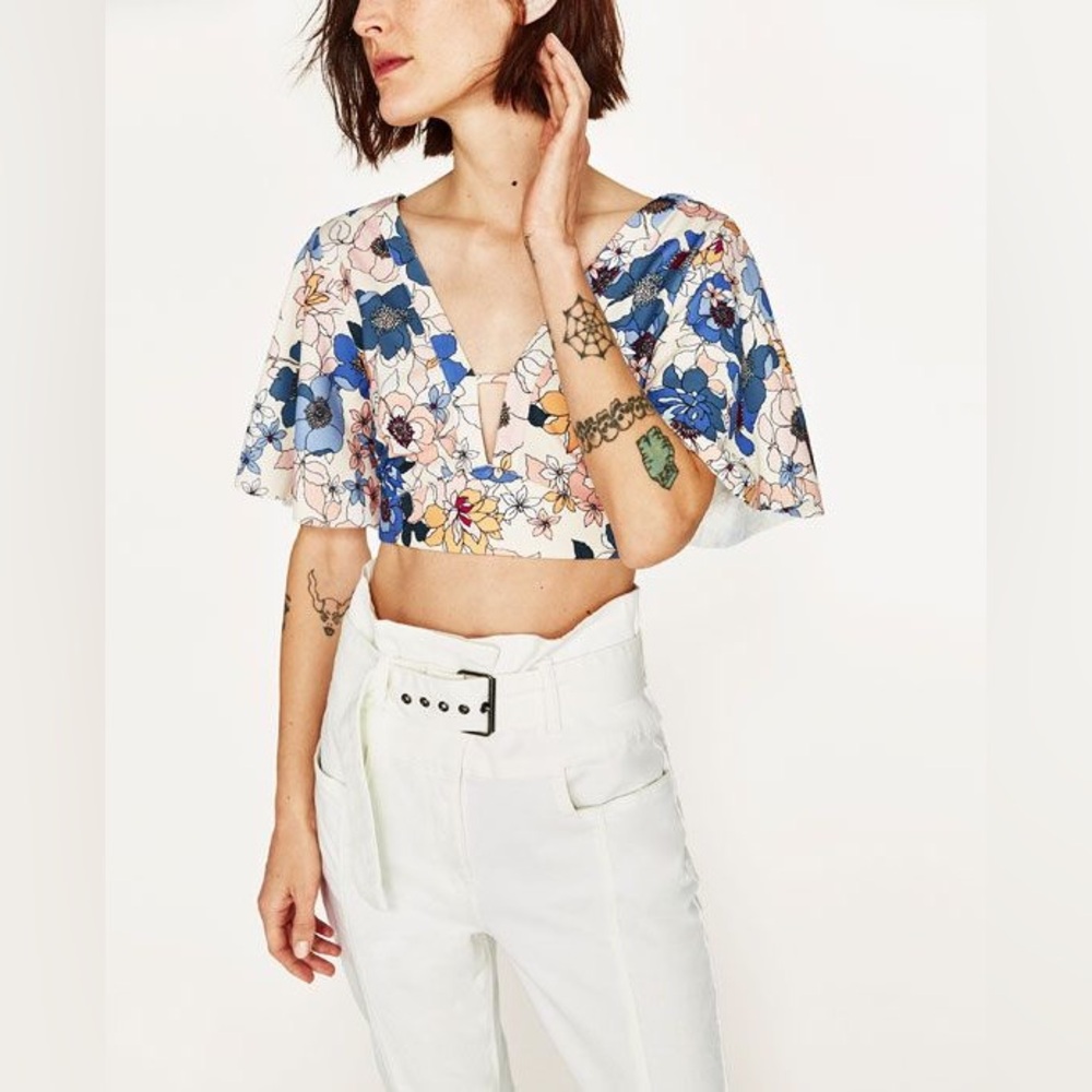 ZARA Floral Wrap Crop Top SIZE SMALL Chic Vibrant Faux Wrap Spring Brunch Trip